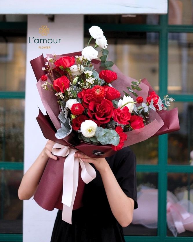 Hoa hồng đỏ tặng người thân